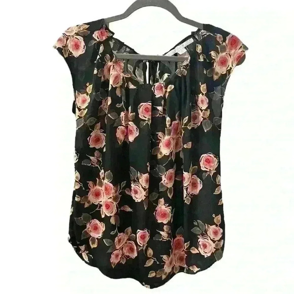 Lauren Conrad Blouse Bundle, Size S, Polka Dot, Floral, short Sleeve - Picture 9 of 14